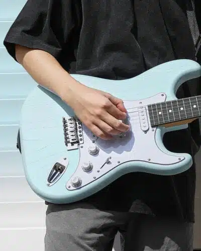 Donner DST-80 Kit de Guitarra Eléctrica con Amplificador - Imagen 7